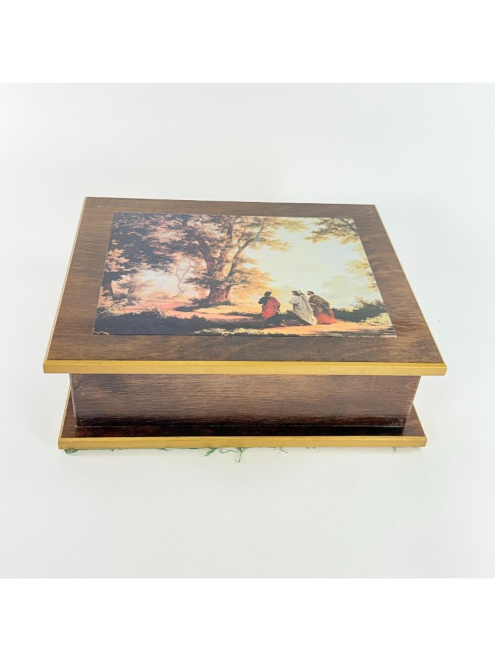 Vintage Wooden Keepsake Box Religious Scene Jesus Disciples Gold Trim Lid